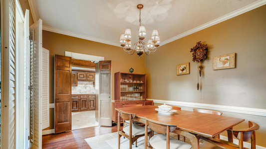 The Secret to a Cozy and Warm Ambiance: Transform Your Home with Clip-On Shades