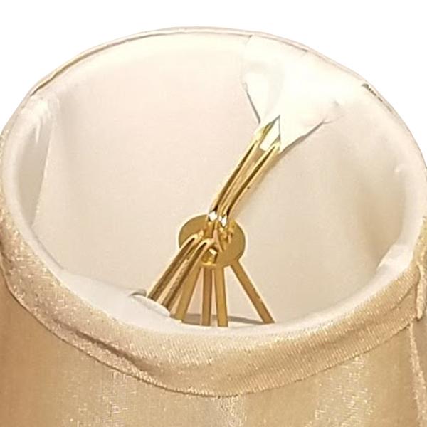14c_OwnTheRoom_Light_Gold_Interior_grande