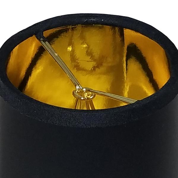23_PuttingOnTheGlitz_Gold_Sm_Interior_grande