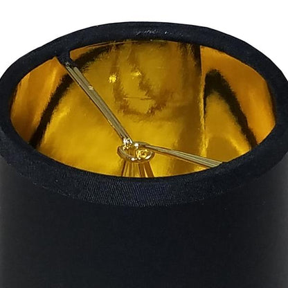 23_PuttingOnTheGlitz_Gold_Sm_Interior_grande